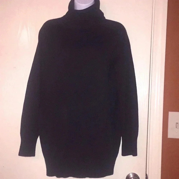 Lands End turtleneck Sweater - Picture 3 of 6